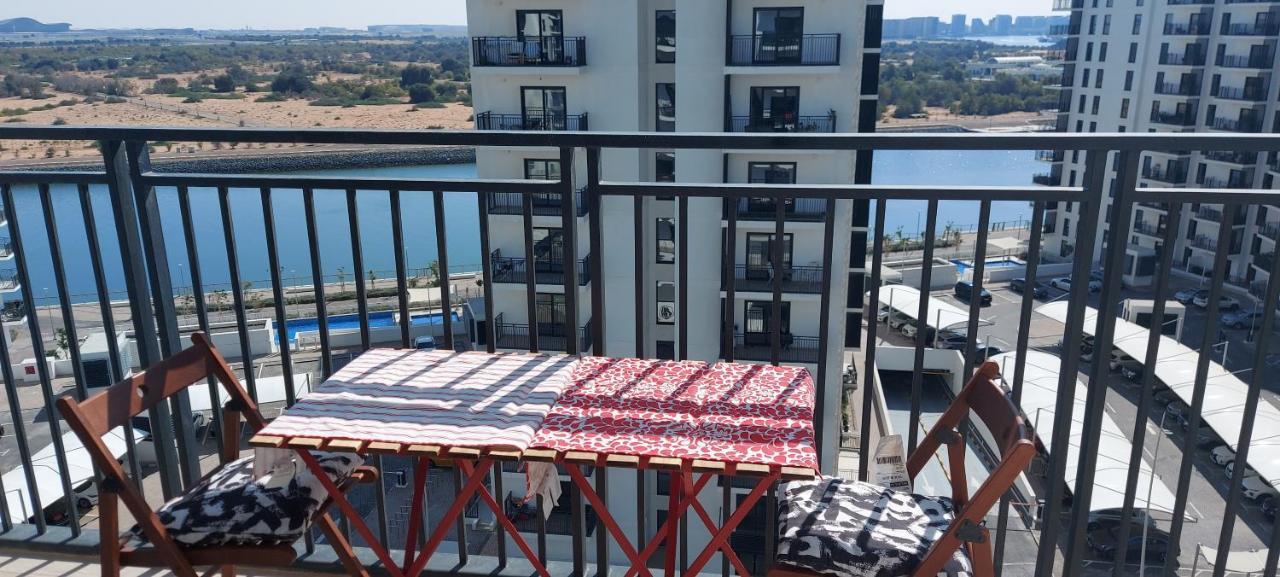 Deluxe On Yas With Sea View Balcony Appartement Abou Dabi